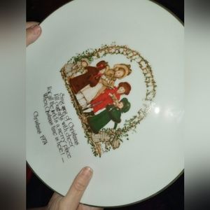 Holly Hobbie commemorative edition plate